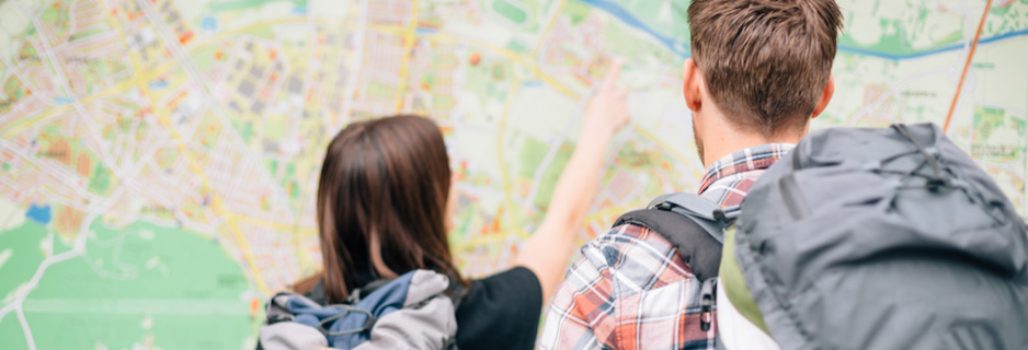 tourists reading map